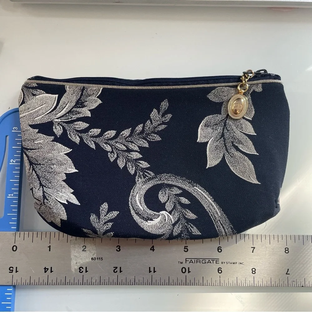 Dior - Picture 4 of 10